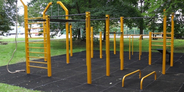 A képen látható kialakítás csak egy minta!