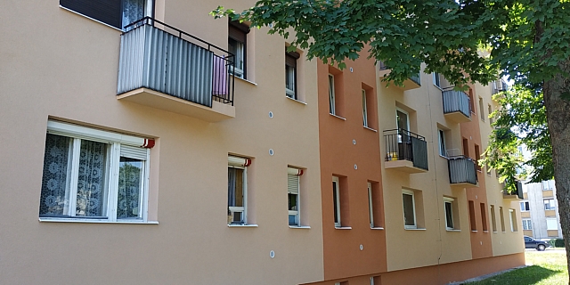 Bánki Donát utca 2-4 (megújult épület)